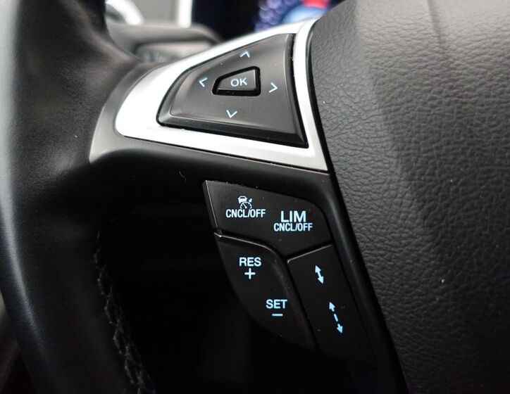 Ford Galaxy 26
