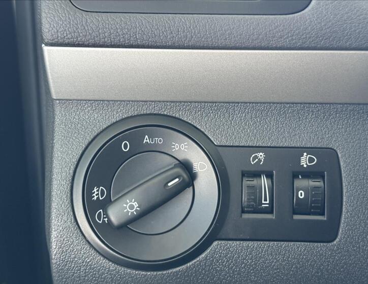 Volkswagen Touran 11