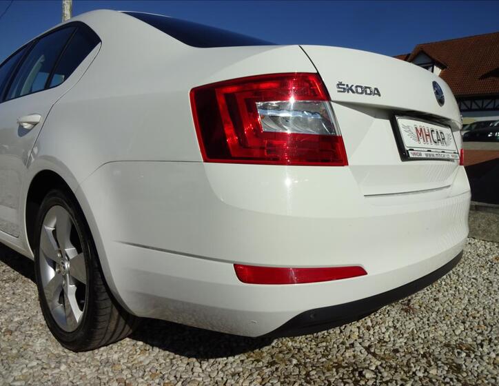 Škoda Octavia 14
