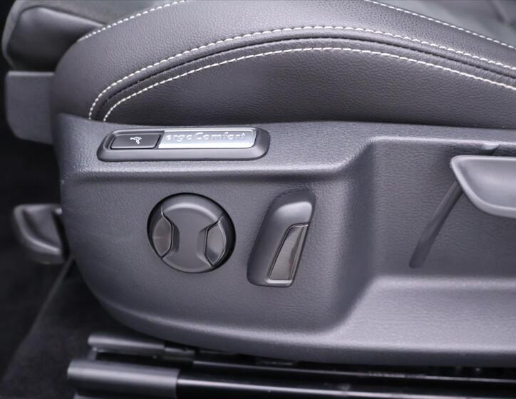 Volkswagen Passat 16