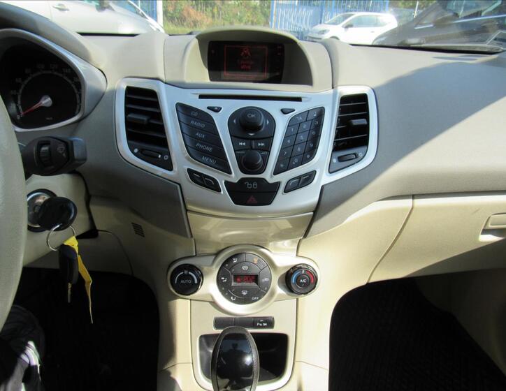 Ford Fiesta 15