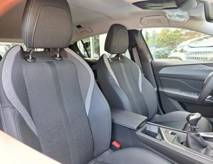 Peugeot 308 18