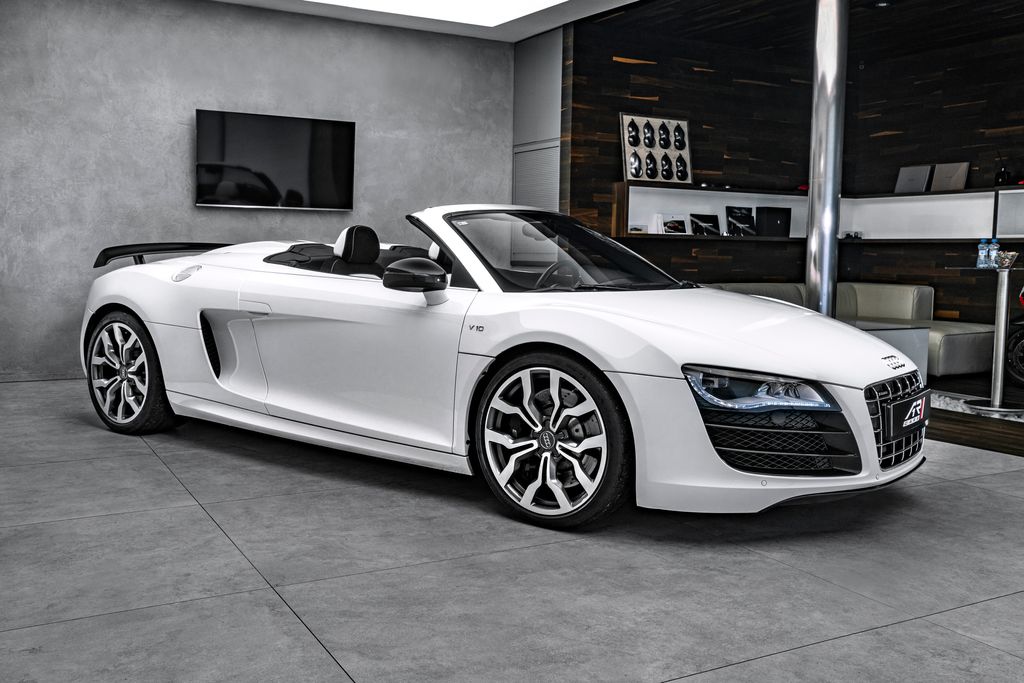 Audi R8
