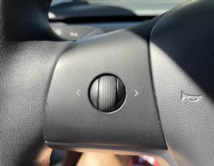 Tesla Model 3 24