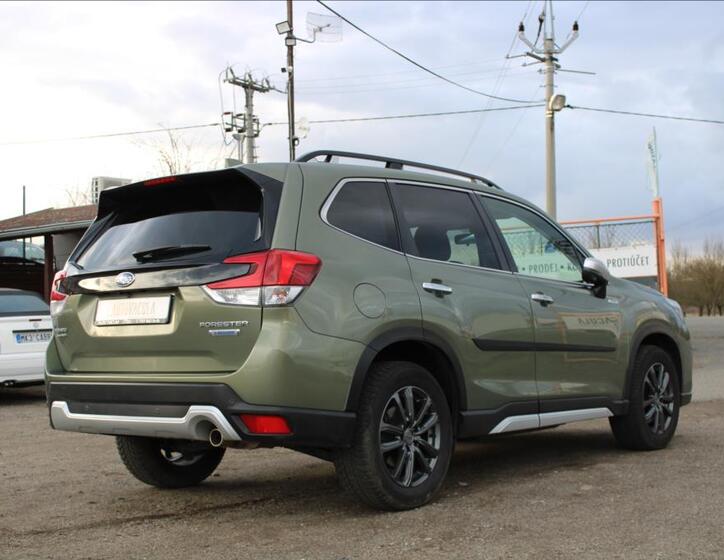 Subaru Forester 5