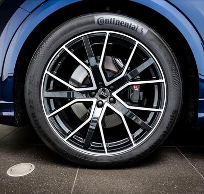 Audi SQ8 21