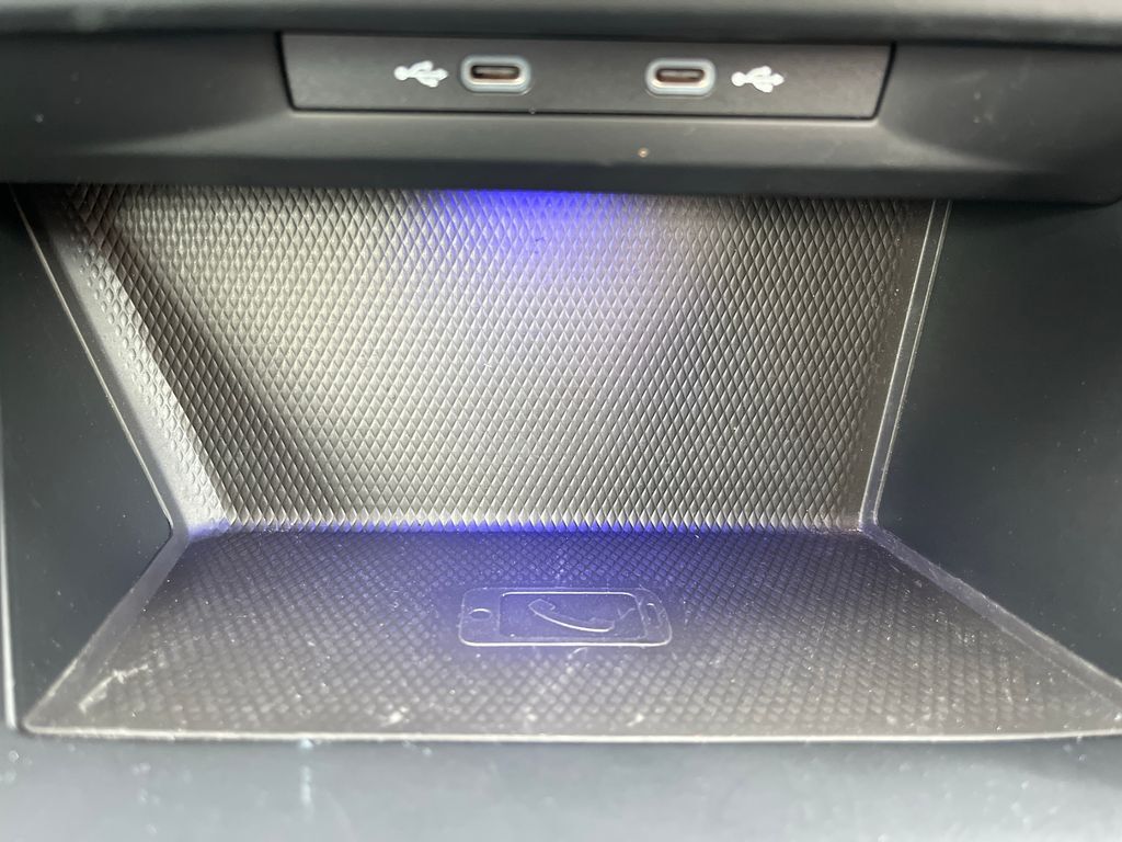Volkswagen Golf 9