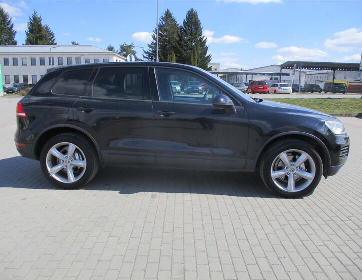 Volkswagen Touareg 5