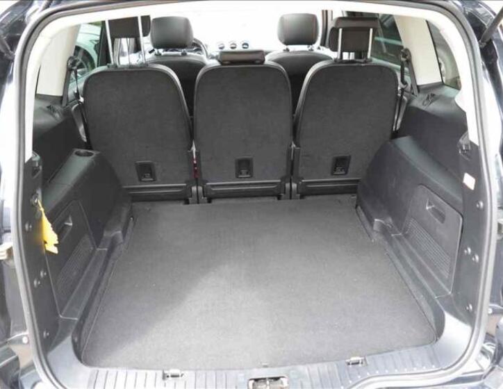 Ford S-MAX 21