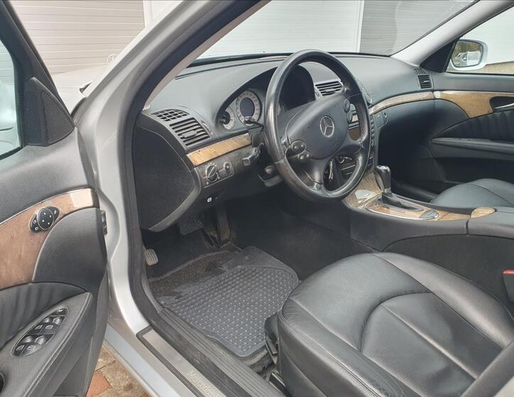 Mercedes-Benz Třídy E 7