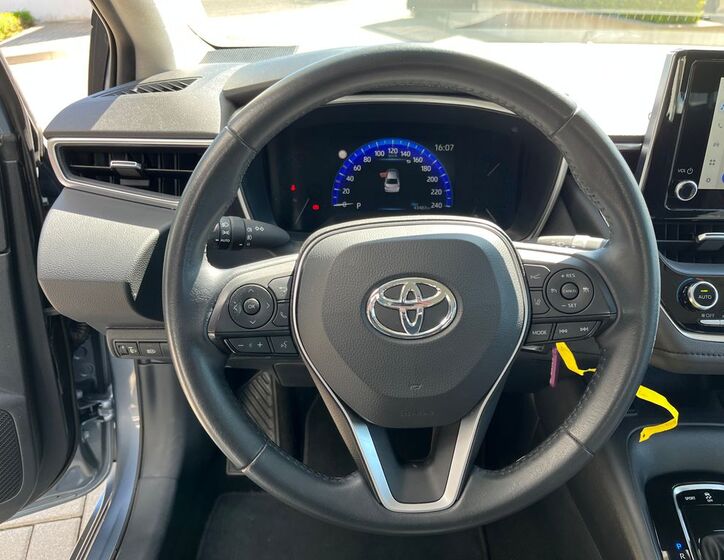 Toyota Corolla 18