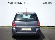 Opel Zafira 4