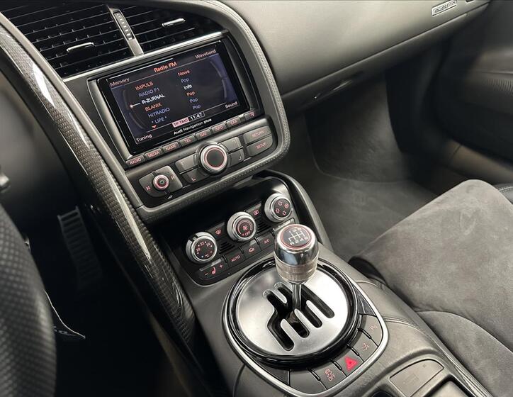 Audi R8 13