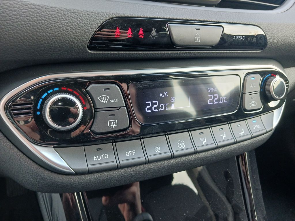 Hyundai i30 23