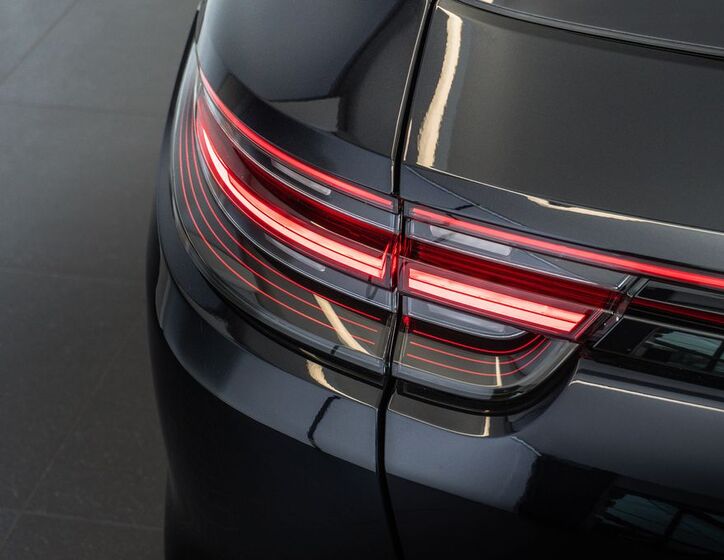 Porsche Panamera 12