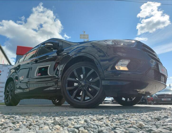 Ford Kuga 49