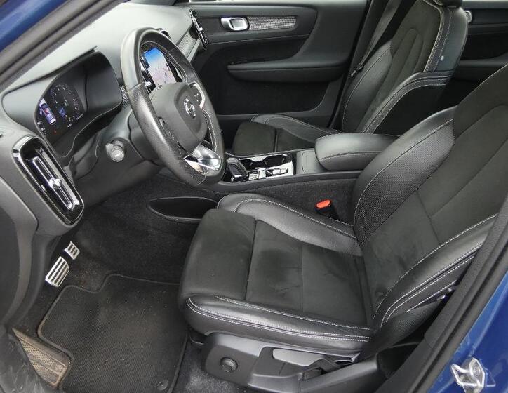Volvo XC40 17