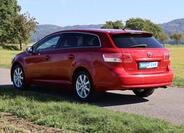 Toyota Avensis 5