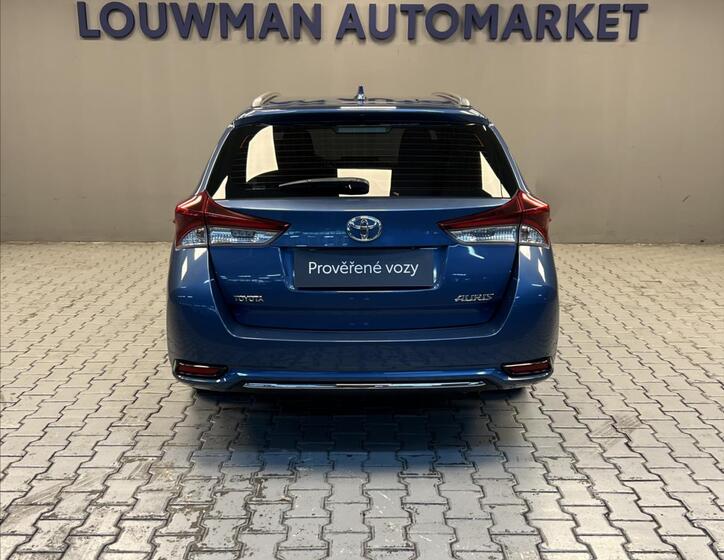 Toyota Auris 14