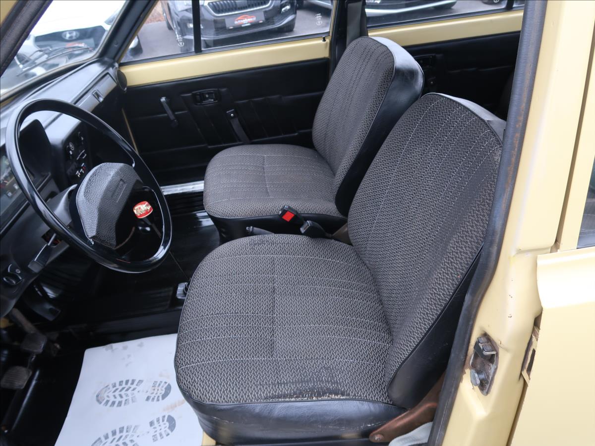 Škoda 105