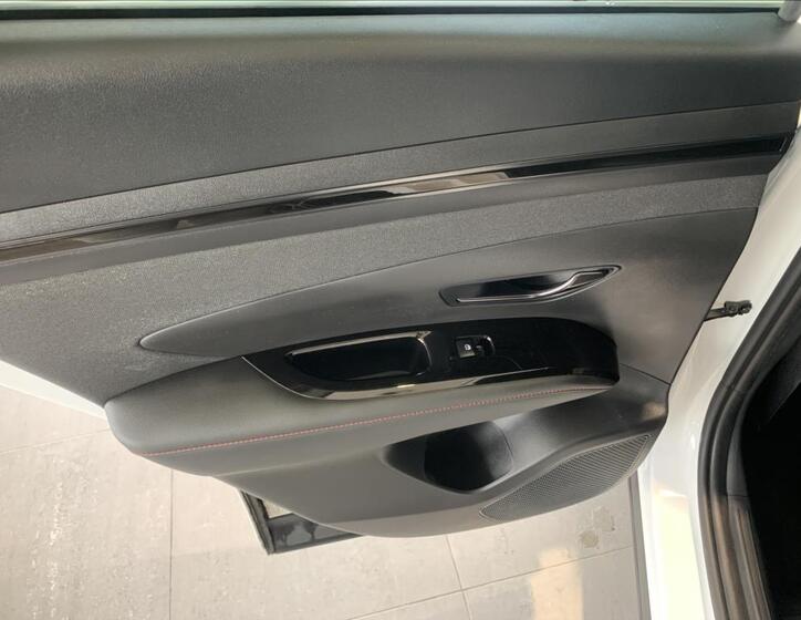 Hyundai Tucson 16