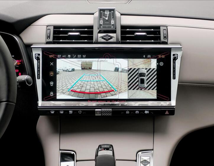 DS Automobiles DS7 Crossback 11