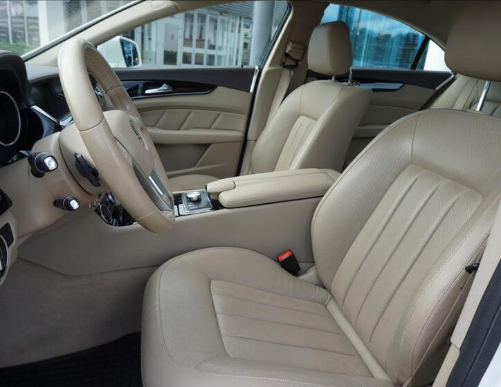 Mercedes-Benz CLS 11