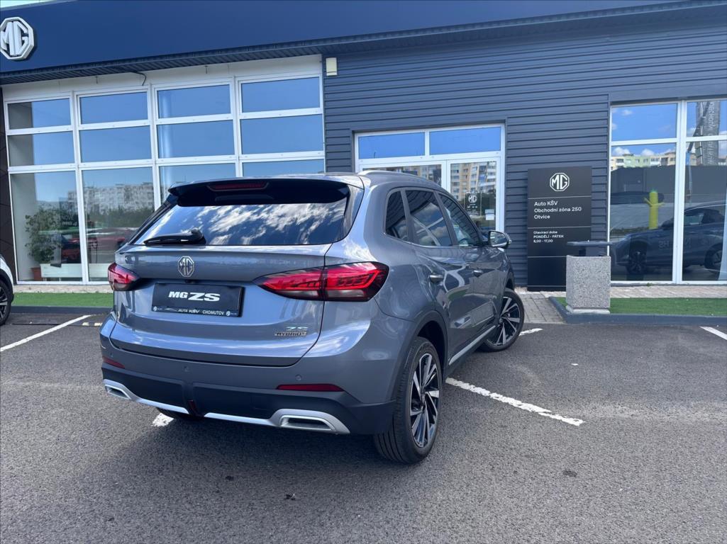 MG ZS