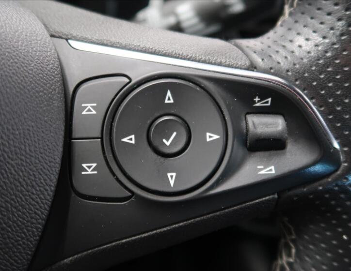 Opel Insignia 19