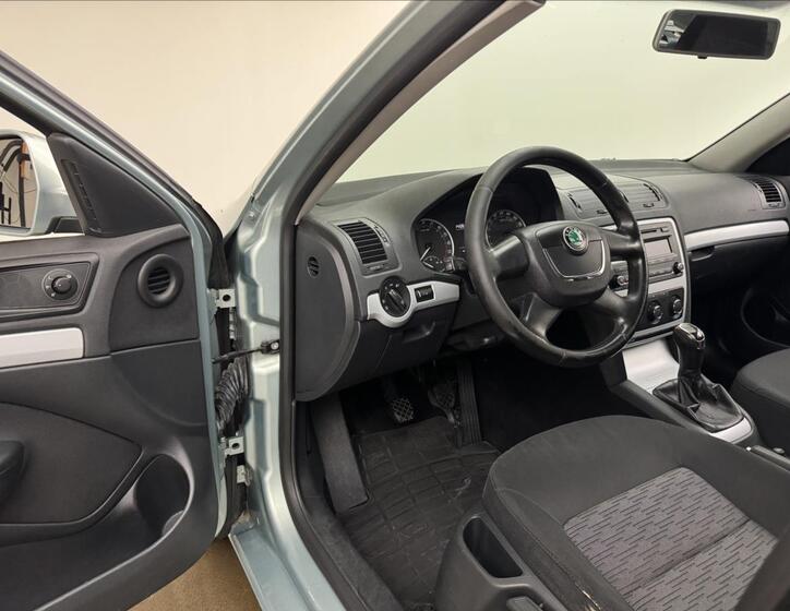 Škoda Octavia 19
