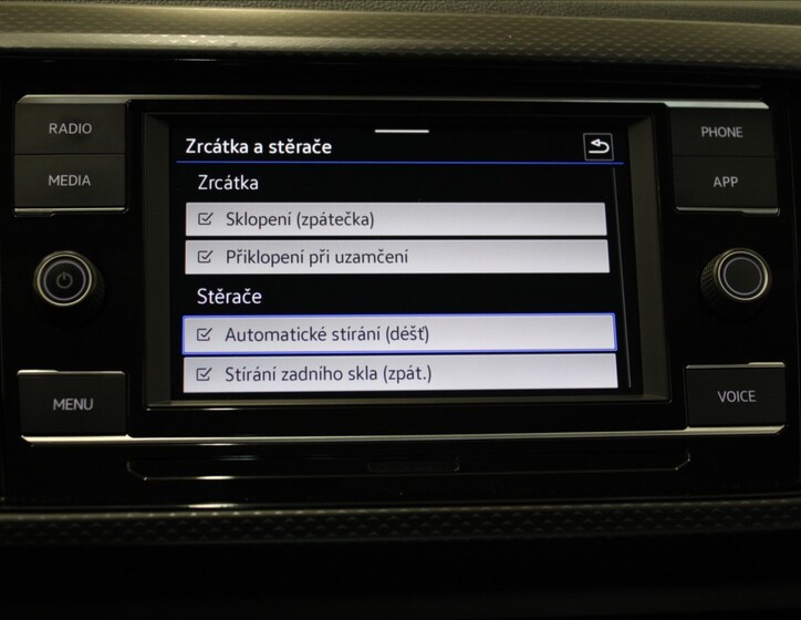 Volkswagen T-Cross 12