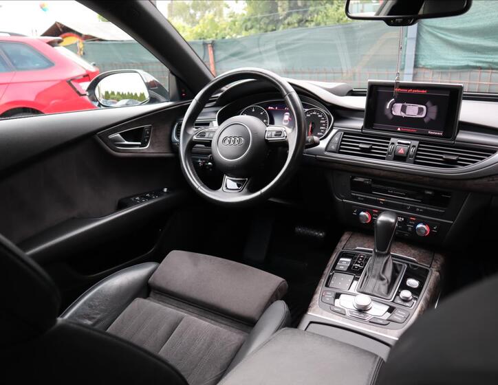 Audi A7 10