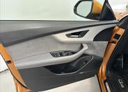 Audi Q8 24