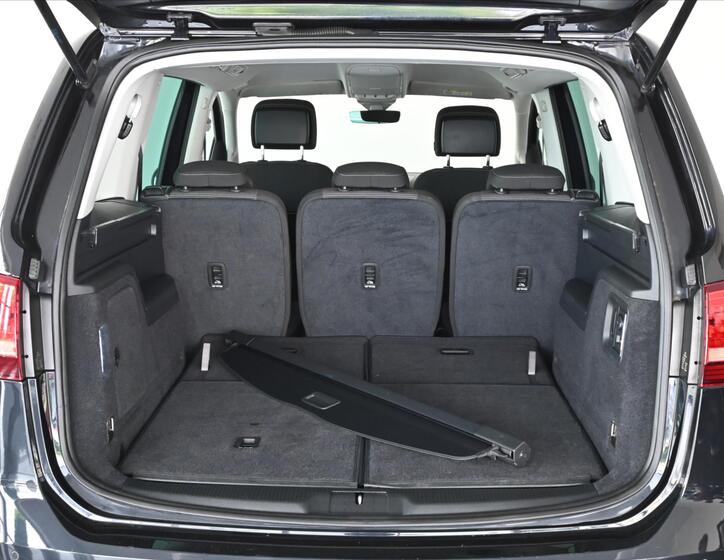 Volkswagen Sharan 7