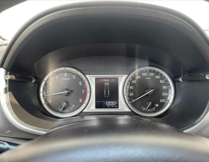 Suzuki Vitara 21