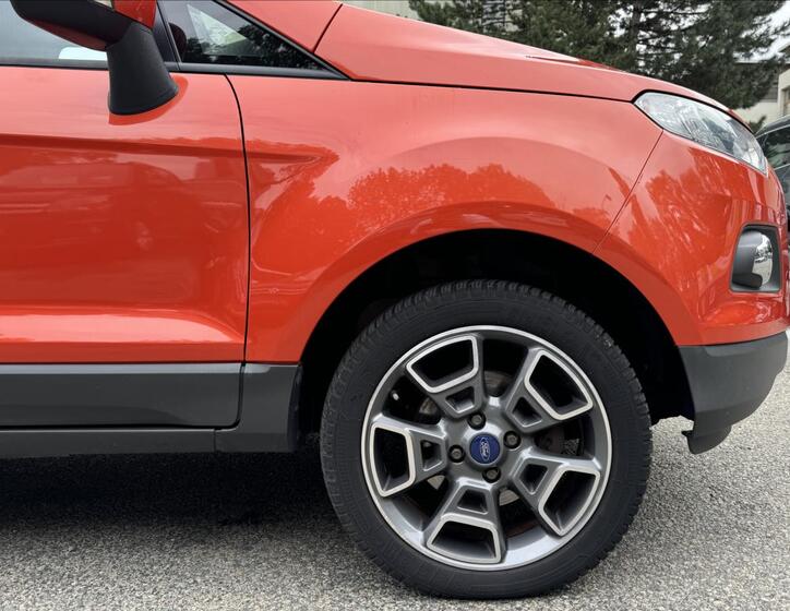 Ford EcoSport 18