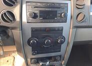 Jeep Commander 12