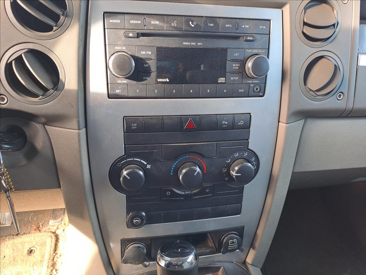 Jeep Commander