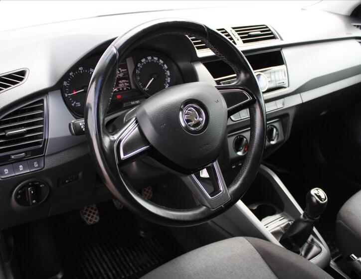 Škoda Fabia 12