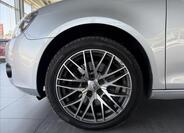 Volkswagen Golf 24