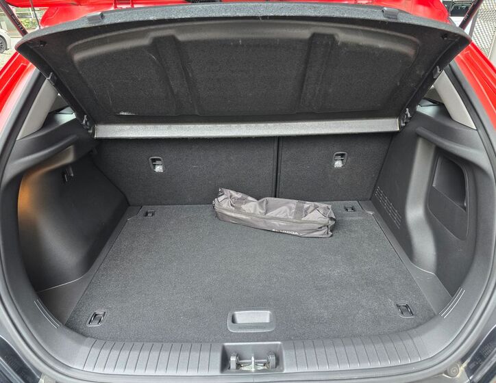 Hyundai Kona 25