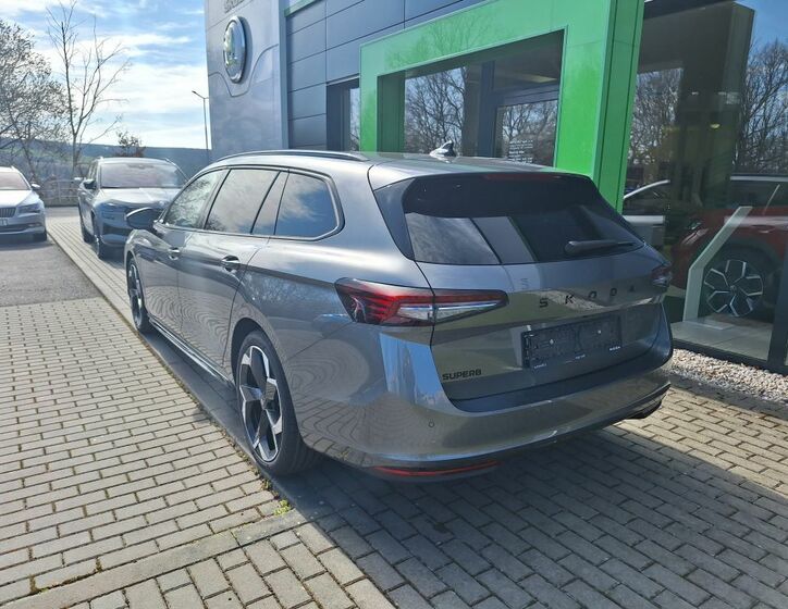 Škoda Superb 5