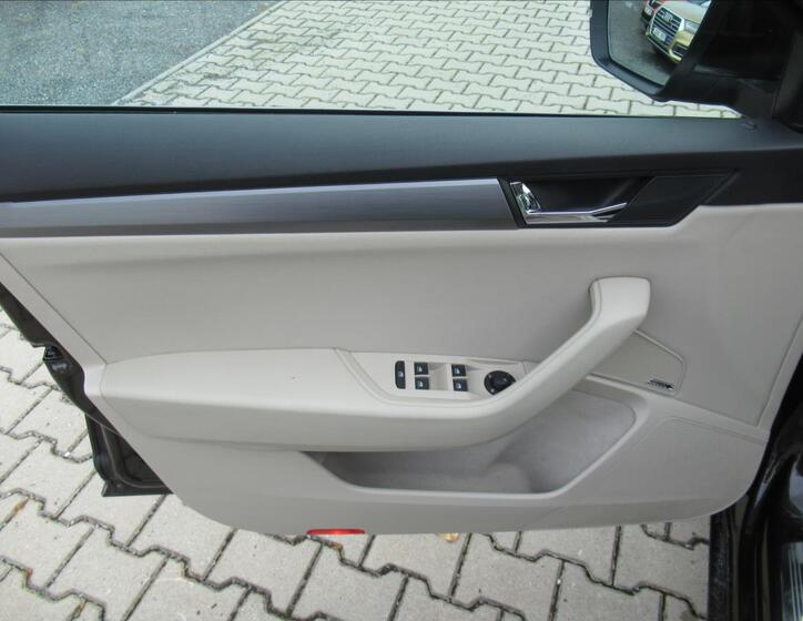 Škoda Superb 21