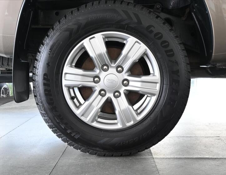 Ford Ranger 32