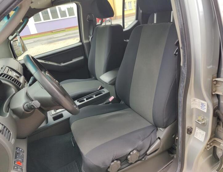 Nissan Navara 12