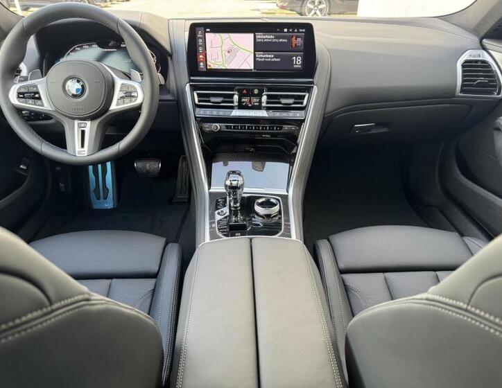 BMW Řada 8 8