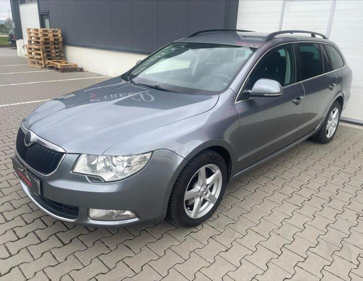 Škoda Superb 1