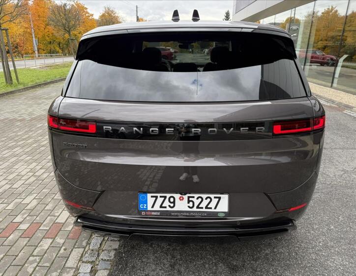 Land Rover Range Rover Sport 8