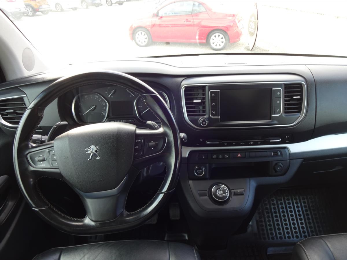 Peugeot Traveller