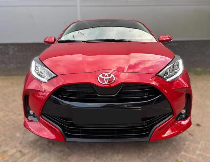 Toyota Yaris 2